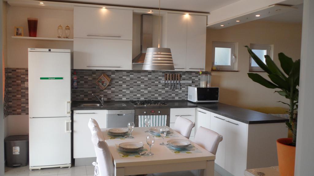 Apartment Sanja Primošten Eksteriør billede